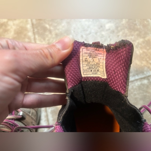 MERRELL Hiking Boots Womens size 6.5 - Picture 6 of 8